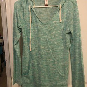 hooded pullover